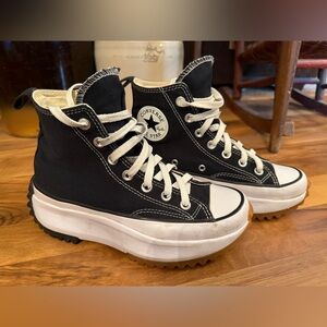 Converse Run Star Hike Platform WOMANS Black Shoes Size 7